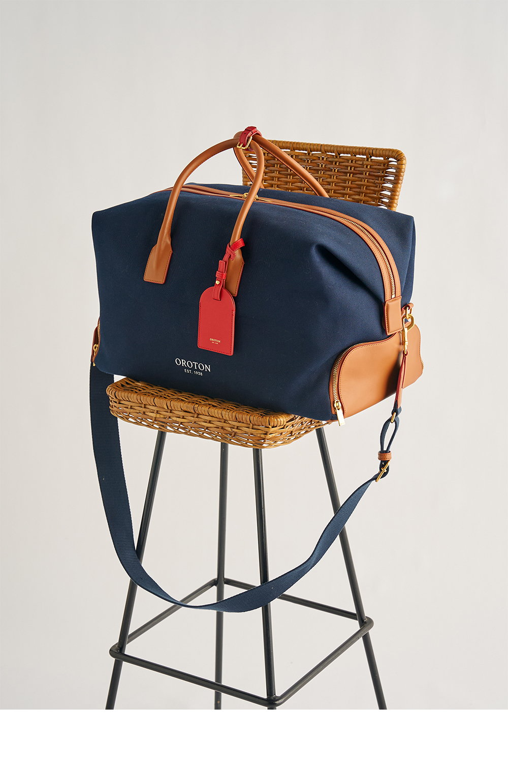 Oroton duffle bag online